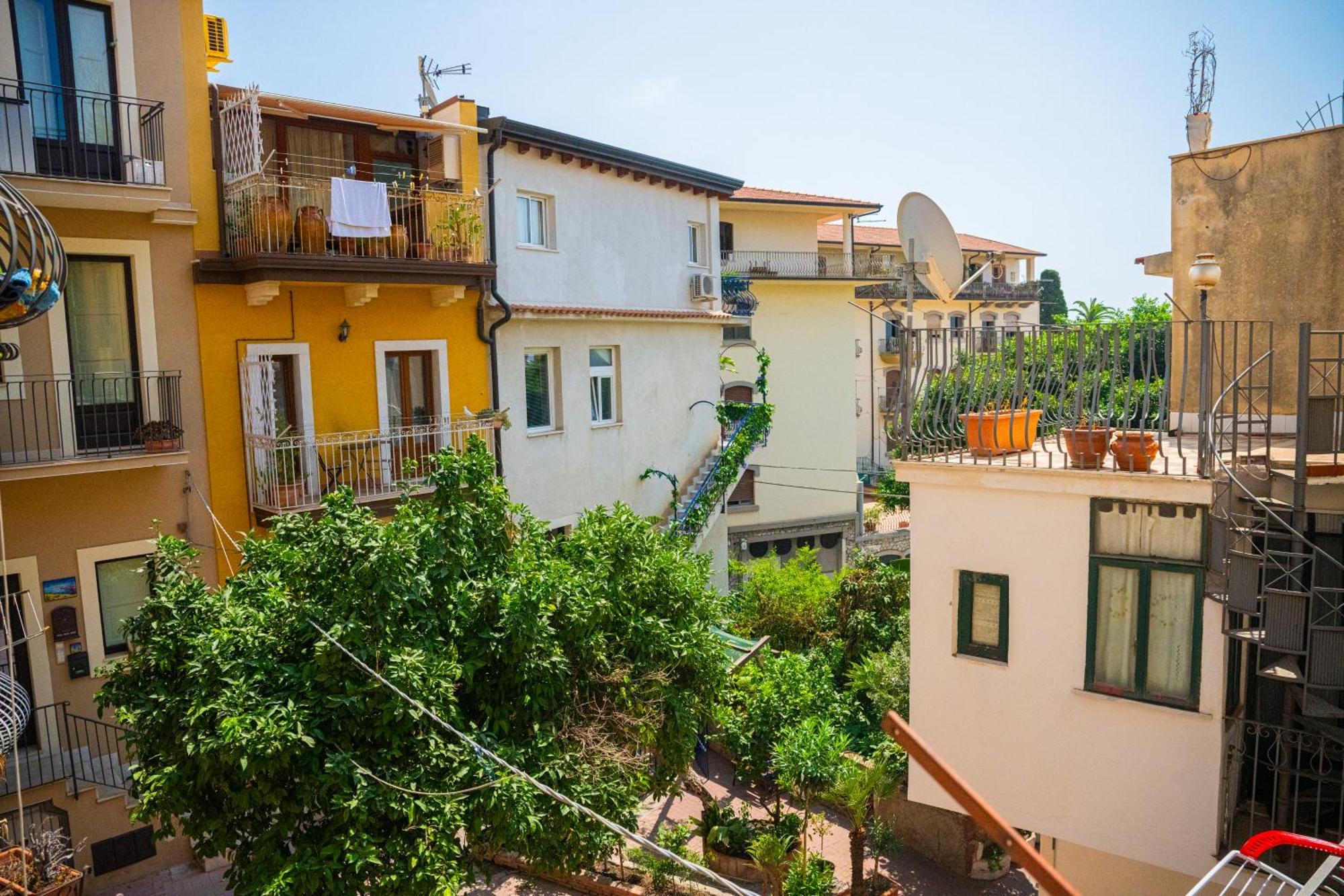 Ottaviano Apartment - Taormina Centro Luaran gambar